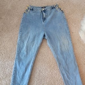 MissGuided Gold Chain Cut Out Detail Straight Leg Jeans